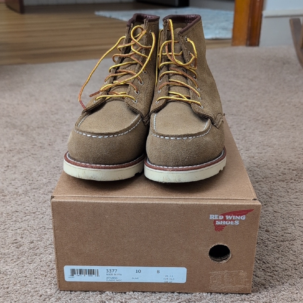 Red Wing Classic Moccasins in Olive Mohave